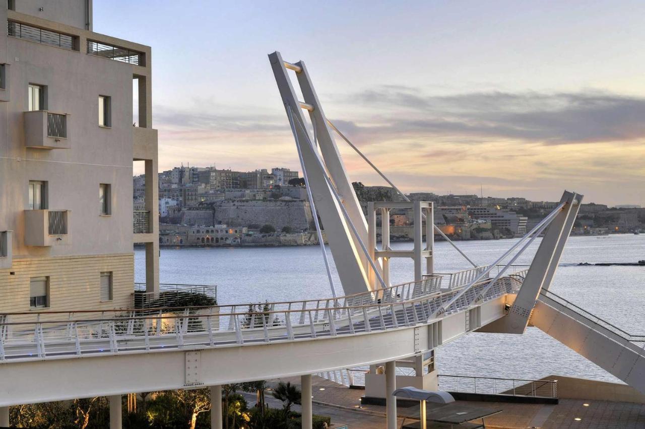 Super Luxury Apartment In Tigne Point, Amazing Sea Views Sliema Eksteriør billede