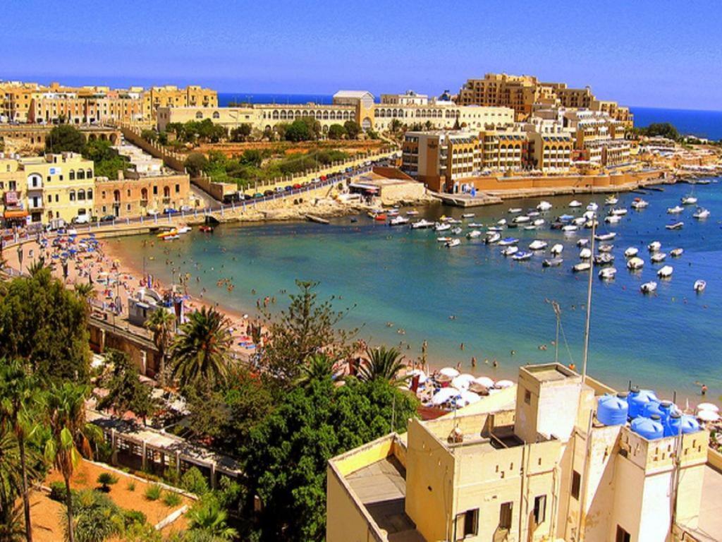 Super Luxury Apartment In Tigne Point, Amazing Sea Views Sliema Eksteriør billede