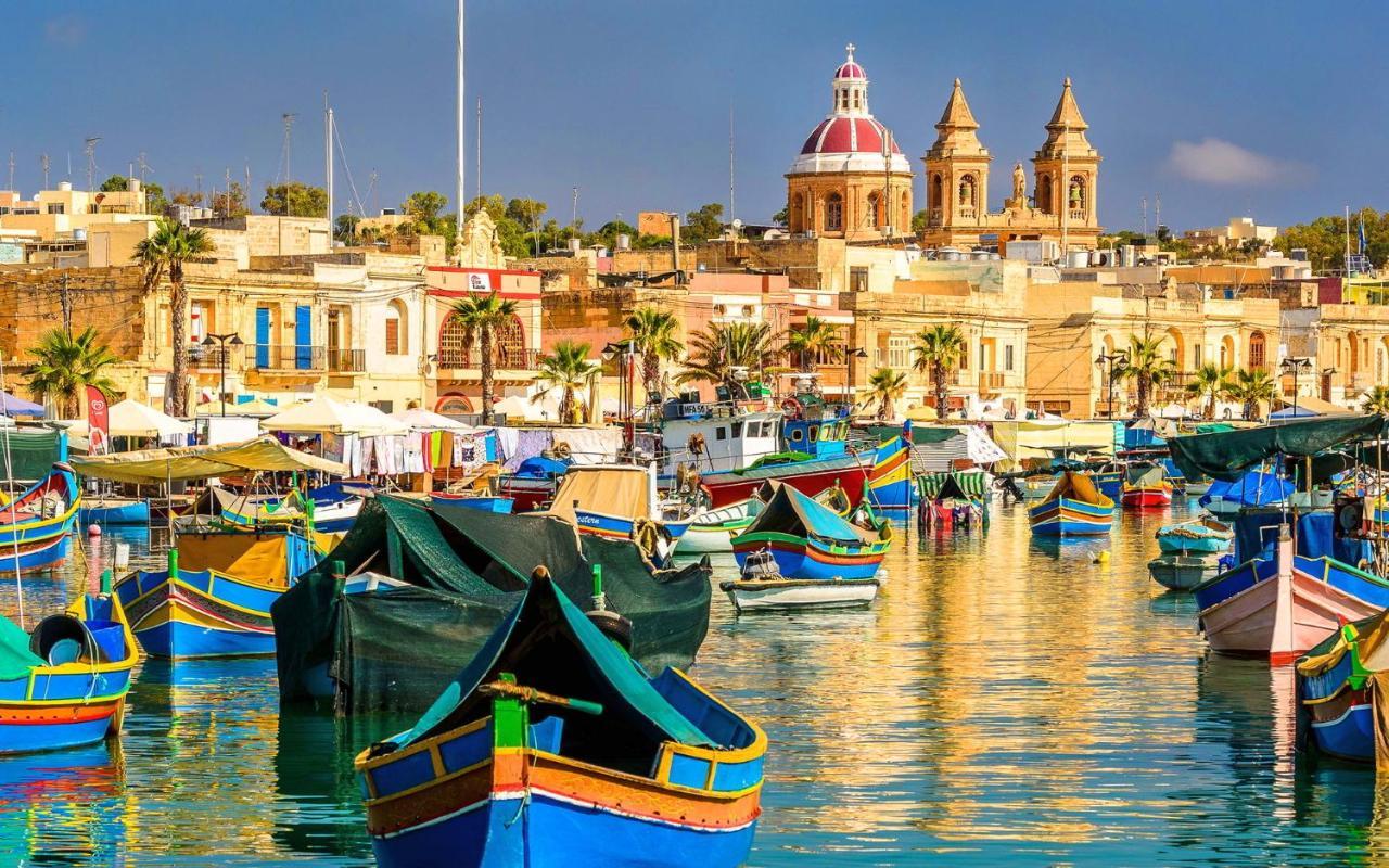 Super Luxury Apartment In Tigne Point, Amazing Sea Views Sliema Eksteriør billede