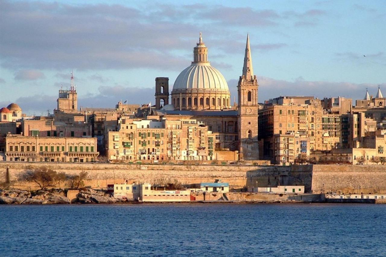 Super Luxury Apartment In Tigne Point, Amazing Sea Views Sliema Eksteriør billede