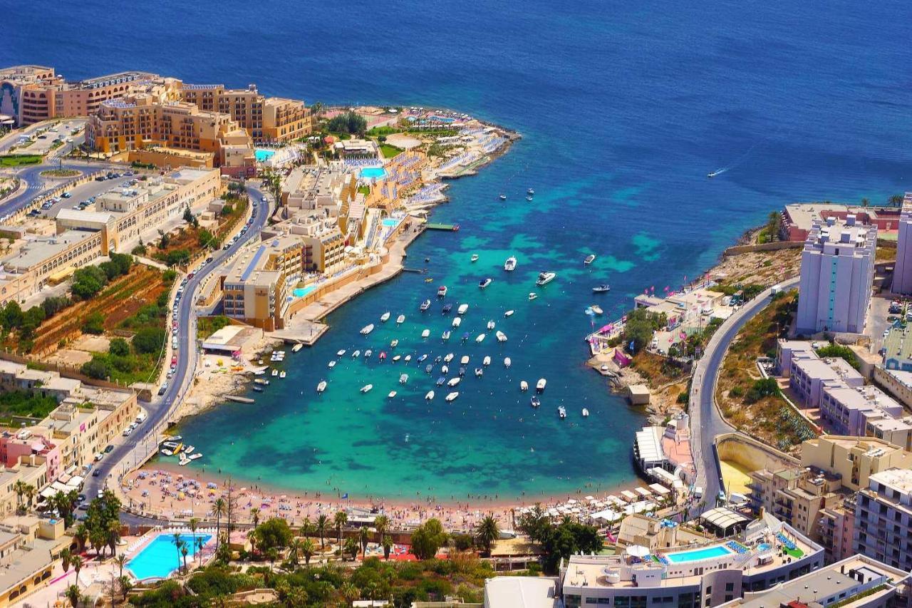 Super Luxury Apartment In Tigne Point, Amazing Sea Views Sliema Eksteriør billede